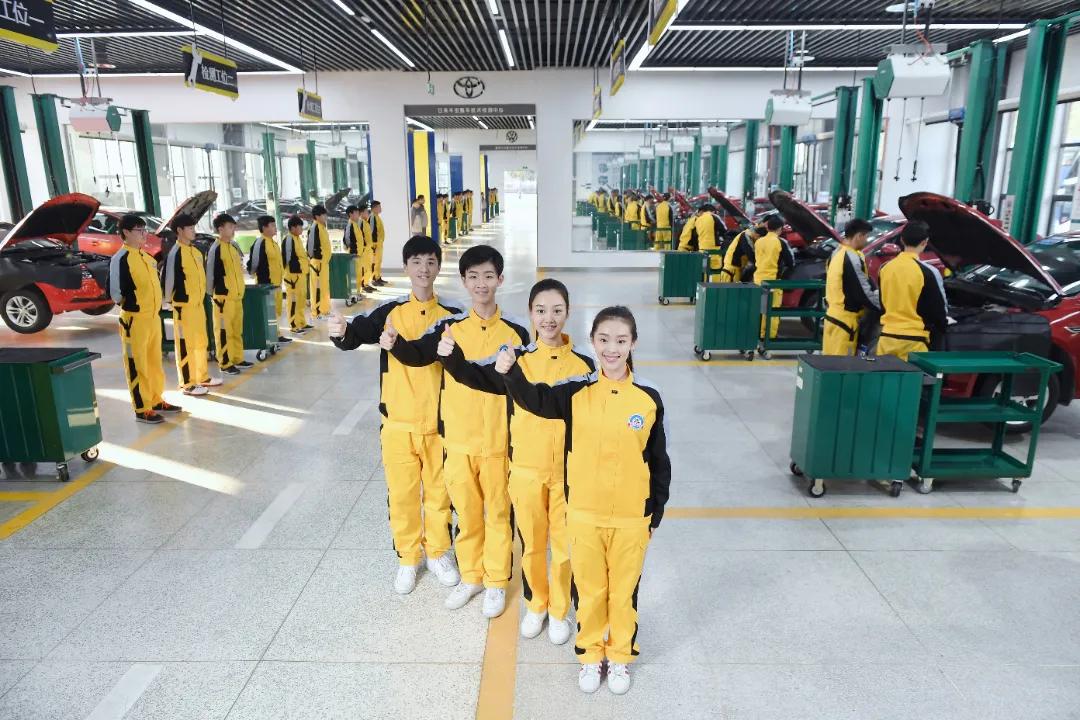 <b>专业推荐 || 互联网+汽车新能源工程师专业</b>
